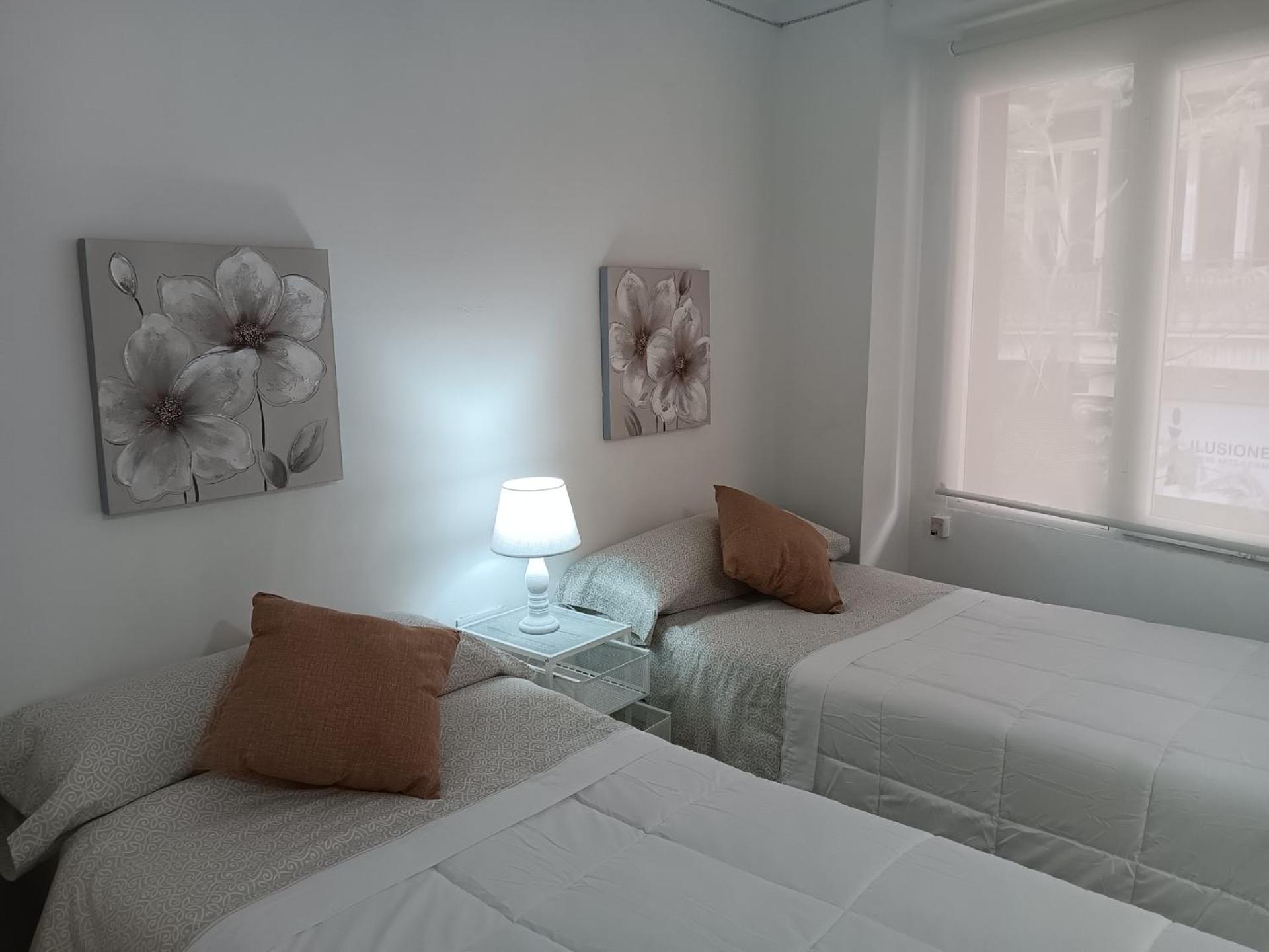 Apartamento Familiar Centro Historico Plaza Ayuntamiento "Ciutat Vella" فالنسيا المظهر الخارجي الصورة