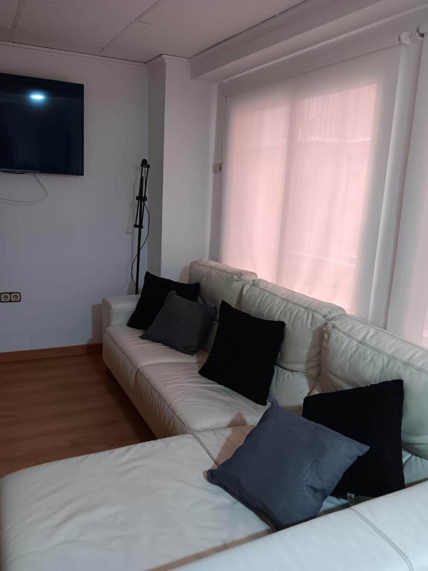 Apartamento Familiar Centro Historico Plaza Ayuntamiento "Ciutat Vella" فالنسيا المظهر الخارجي الصورة