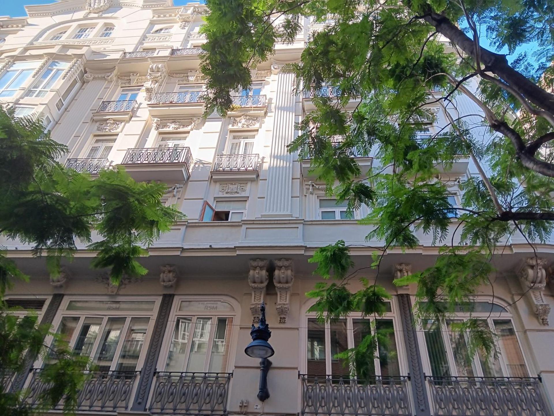 Apartamento Familiar Centro Historico Plaza Ayuntamiento "Ciutat Vella" فالنسيا المظهر الخارجي الصورة